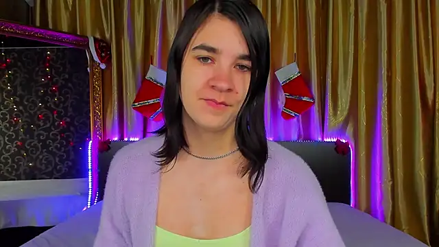  Polly Love  online show from December 14, 2025, 7:25 am