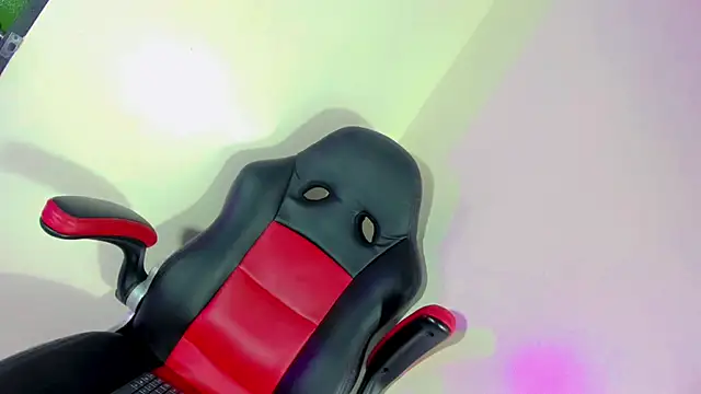 Sabrina gil  online show from January 27, 2025, 10:38 pm