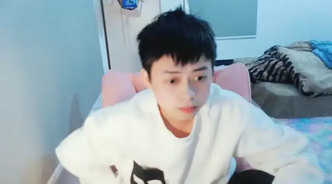 FFFFZ189 online show from January 10, 2025, 2:55 pm