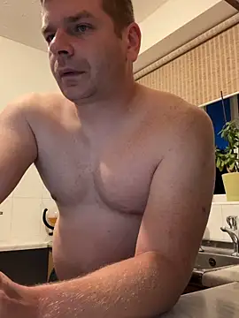 Snapshot of Dan_NFS chatting on September 30, 2025, 5:13 am Dan NFS online show from September 30, 2025, 5:13 am