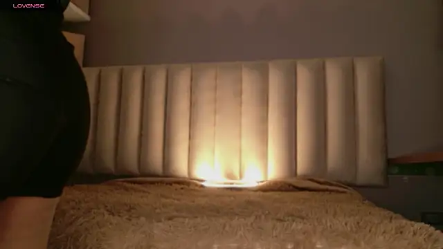 Snapshot of Megan_mooree_ chatting on March 27, 2026, 12:50 pm Megan mooree online show from March 27, 2026, 12:50 pm
