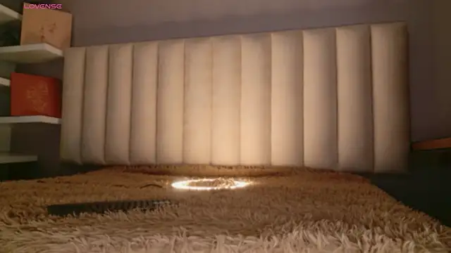 Snapshot of Megan_mooree_ chatting on May 20, 2026, 12:57 pm Megan mooree online show from May 20, 2026, 12:57 pm