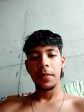 Snapshot of Elputas chatting on October 31, 2025, 2:35 pm Elputas online show from October 31, 2025, 2:35 pm