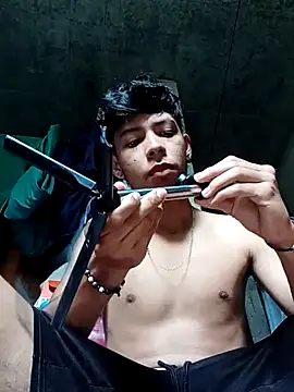 Snapshot of Elputas chatting on September 10, 2025, 3:55 pm Elputas online show from September 10, 2025, 3:55 pm