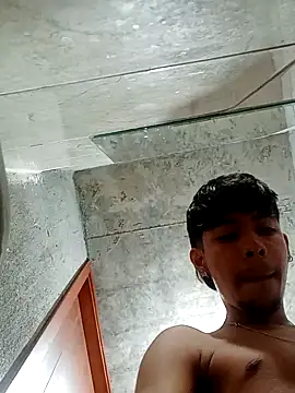 Snapshot of Elputas chatting on October 22, 2025, 4:06 pm Elputas online show from October 22, 2025, 4:06 pm