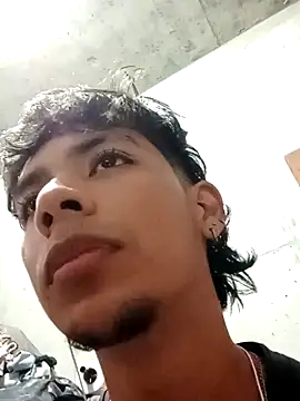 Snapshot of Elputas chatting on October 19, 2025, 10:01 pm Elputas online show from October 19, 2025, 10:01 pm