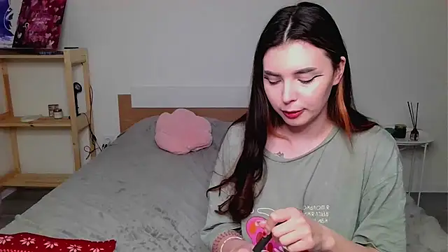 Snapshot of peaachybabe__ chatting on March 13, 2025, 11:27 pm peaachybabe online show from March 13, 2025, 11:27 pm