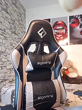 Snapshot of Antonella2_m chatting on March 17, 2026, 1:03 pm Antonella2 m online show from March 17, 2026, 1:03 pm