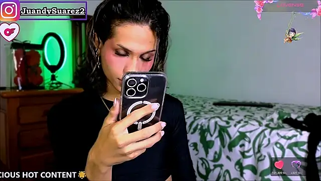 Snapshot of Abby_bella09 chatting on March 17, 2026, 10:18 am Abby bella09 online show from March 17, 2026, 10:18 am