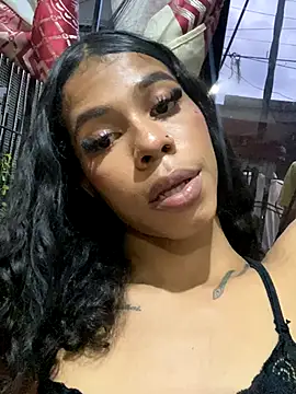 bloom444 online show from November 23, 2025, 10:42 pm