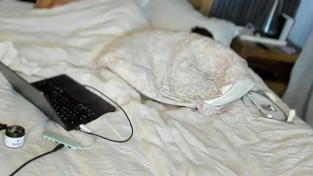 Snapshot of gagemalone chatting on July 2, 2026, 3:23 am gagemalone online show from July 2, 2026, 3:23 am