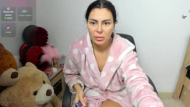 kilenyapatrice online show from February 28, 2026, 12:16 pm