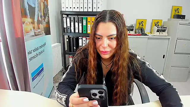 Snapshot of kilenyapatrice chatting on February 9, 2025, 1:46 pm kilenyapatrice online show from February 9, 2025, 1:46 pm