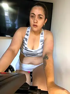 Snapshot of Shianrose chatting on December 1, 2025, 12:39 pm Shianrose online show from December 1, 2025, 12:39 pm