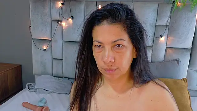 Snapshot of JaylaScott__ chatting on April 10, 2026, 11:39 am JaylaScott online show from April 10, 2026, 11:39 am