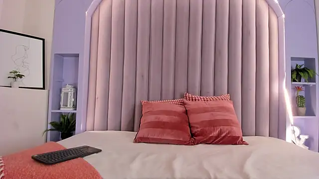 Snapshot of JaylaScott__ chatting on March 20, 2026, 11:44 am JaylaScott online show from March 20, 2026, 11:44 am