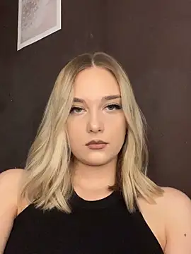 Snapshot of Alisa_Rise chatting on November 23, 2025, 2:49 pm Alisa Rise online show from November 23, 2025, 2:49 pm