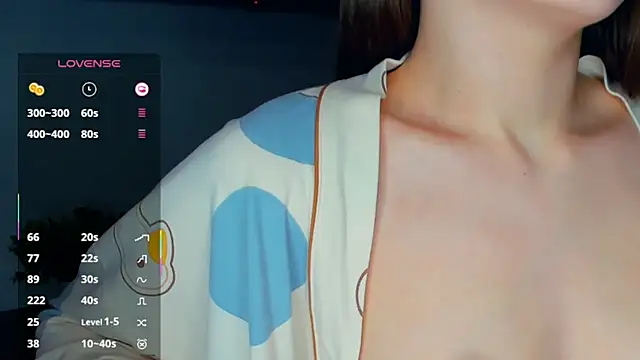 Snapshot of JulianaHaith chatting on March 10, 2025, 5:18 pm JulianaHaith online show from March 10, 2025, 5:18 pm