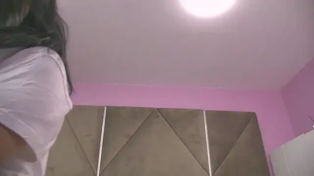 Snapshot of ElyzaIbarra chatting on November 1, 2025, 5:36 am ElyzaIbarra online show from November 1, 2025, 5:36 am