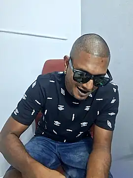 dmancams1874 online show from November 7, 2025, 1:15 pm