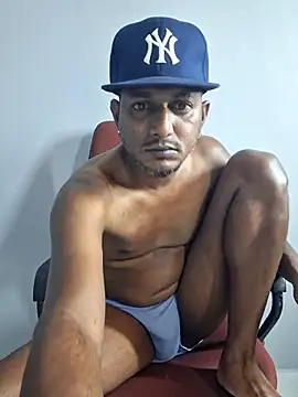 dmancams1874 online show from October 13, 2025, 1:23 pm