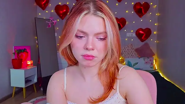 Red  Candy online show from March 10, 2026, 3:16 pm