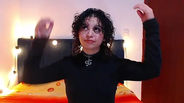 Bitsy Messy online show from June 15, 2026, 11:26 pm