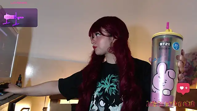 Bitsy Messy online show from November 19, 2025, 6:13 am