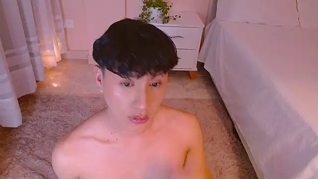 Snapshot of dilan_sp chatting on October 6, 2025, 10:32 pm dilan sp online show from October 6, 2025, 10:32 pm