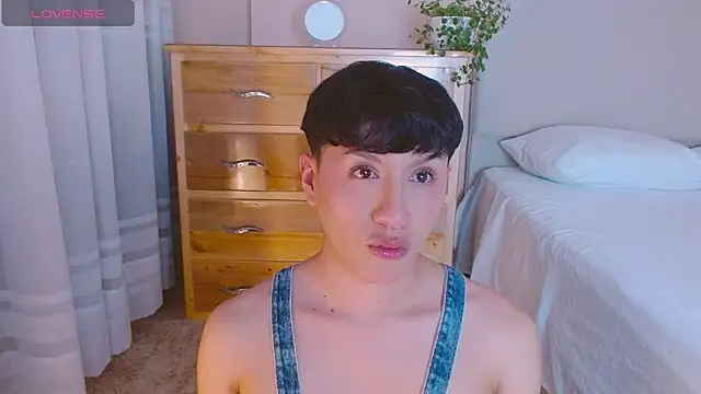 Snapshot of dilan_sp chatting on September 19, 2025, 10:36 pm dilan sp online show from September 19, 2025, 10:36 pm