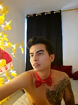 Velk hot online show from December 13, 2024, 10:13 pm