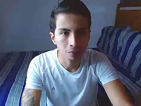 Snapshot of Velk_hot chatting on April 15, 2026, 12:42 pm Velk hot online show from April 15, 2026, 12:42 pm