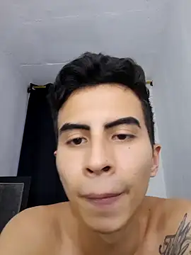 Velk hot online show from December 4, 2024, 10:35 pm