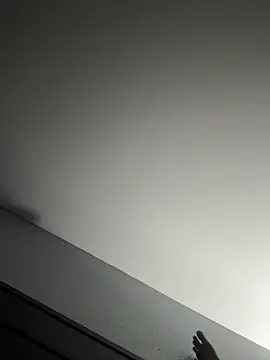 Snapshot of longdickup chatting on October 4, 2025, 6:04 am longdickup online show from October 4, 2025, 6:04 am