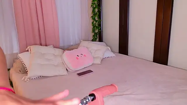 Zafiiro Blue online show from December 15, 2025, 12:38 am