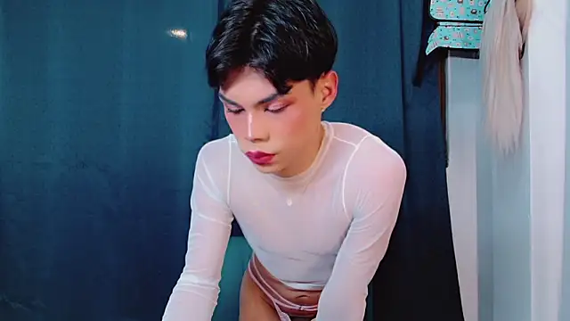 femboykeene online show from March 13, 2026, 12:59 am