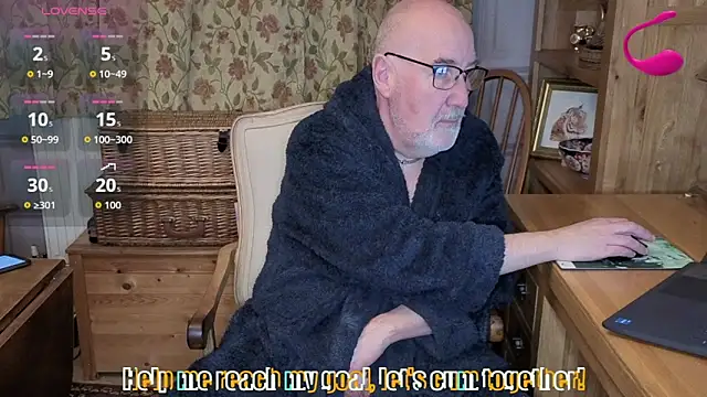 Snapshot of Adamdaddybear chatting on February 17, 2026, 9:12 pm Adamdaddybear online show from February 17, 2026, 9:12 pm