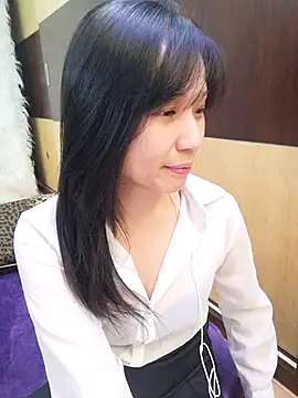 Snapshot of enjoysung chatting on February 19, 2025, 11:38 am enjoysung online show from February 19, 2025, 11:38 am