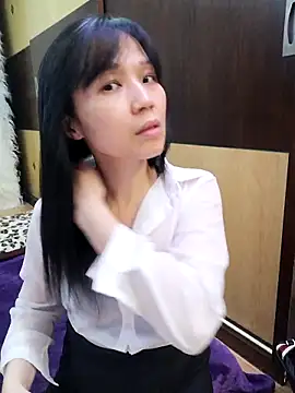 Snapshot of enjoysung chatting on February 18, 2025, 2:27 am enjoysung online show from February 18, 2025, 2:27 am