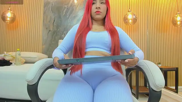 Snapshot of ella_harper chatting on April 1, 2026, 1:19 am ella harper online show from April 1, 2026, 1:19 am