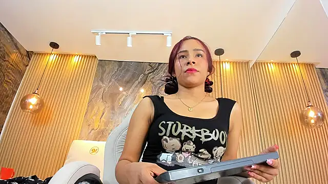 Snapshot of ella_harper chatting on February 26, 2025, 9:01 am ella harper online show from February 26, 2025, 9:01 am