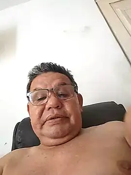 Snapshot of catatunboculion chatting on May 30, 2026, 7:19 pm catatunboculion online show from May 30, 2026, 7:19 pm