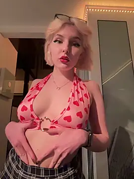 XMelissaX online show from February 12, 2026, 9:36 pm