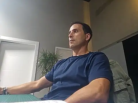 Lucas   81 online show from October 29, 2025, 7:46 pm