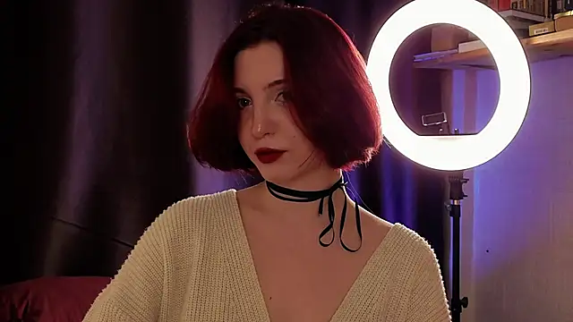 LisaVamp online show from November 11, 2025, 10:58 pm