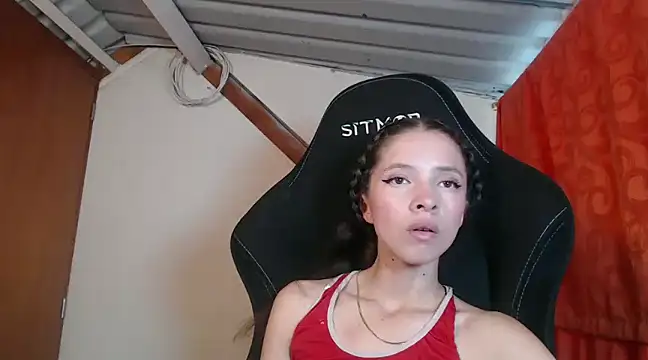 Snapshot of sweetdam12 chatting on February 15, 2025, 5:39 pm sweetdam12 online show from February 15, 2025, 5:39 pm