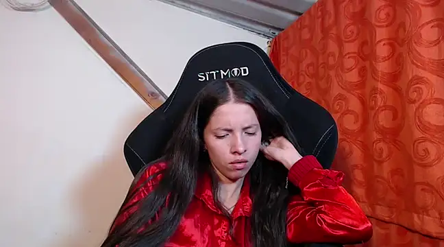 Snapshot of sweetdam12 chatting on March 7, 2025, 11:16 pm sweetdam12 online show from March 7, 2025, 11:16 pm
