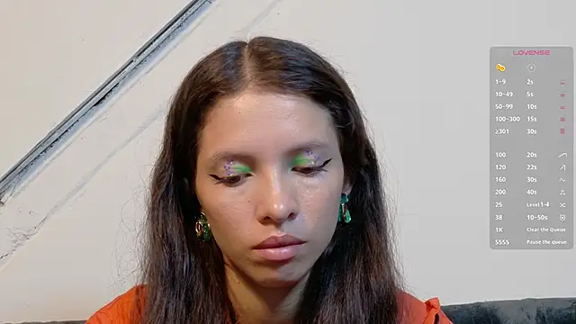 sweetdam12 online show from April 27, 2026, 7:23 pm