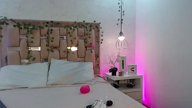 GigiVolkova online show from November 27, 2025, 3:51 am