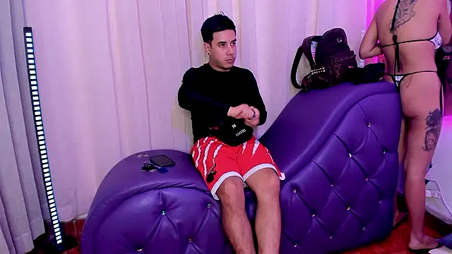 Yourslust  online show from March 3, 2026, 8:05 pm